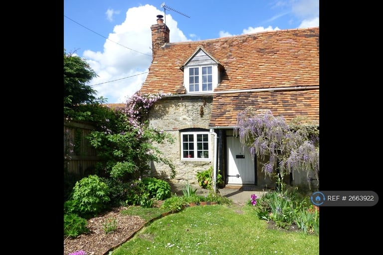 2 bedroom house in Halfway Farm Cottages, Oxford, OX44 (2 bed) (#2663922)