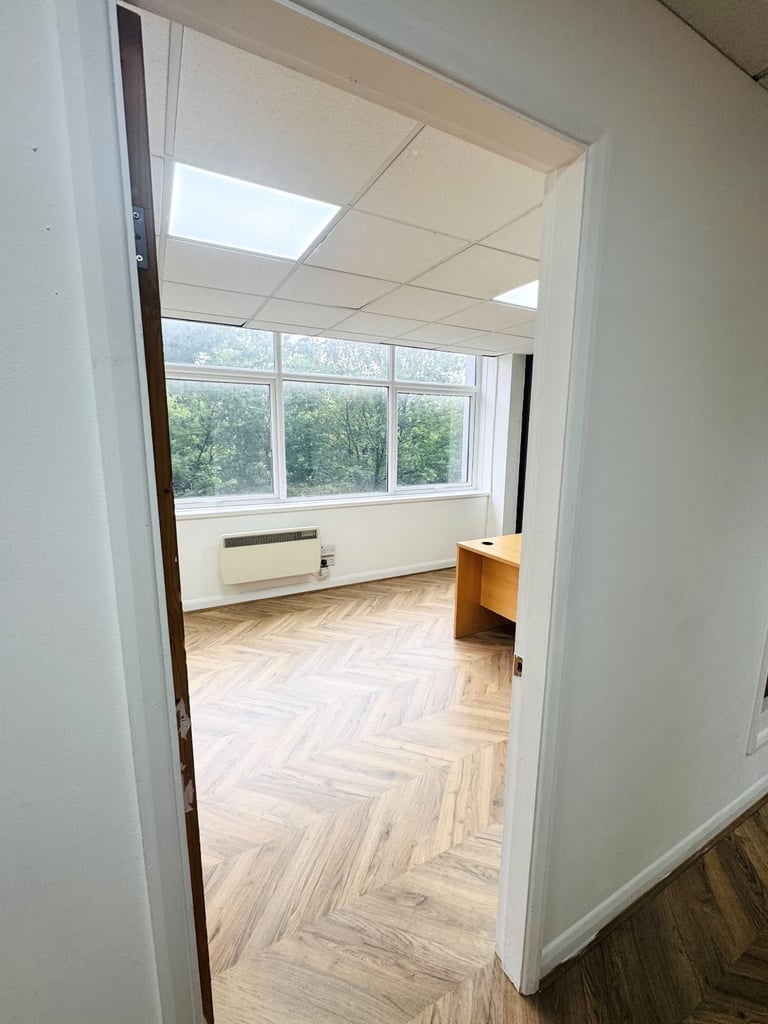 Large Office Space to Rent In Park Royal NW10