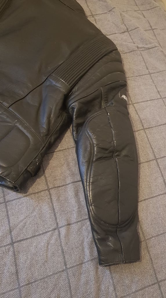 Ladies Leather Motorcycle Jacket