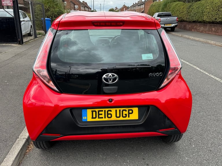 2016 Toyota AYGO 1.0 VVT-i X 5dr ULEZ  £20 Road Tax HATCHBACK Petrol Manual