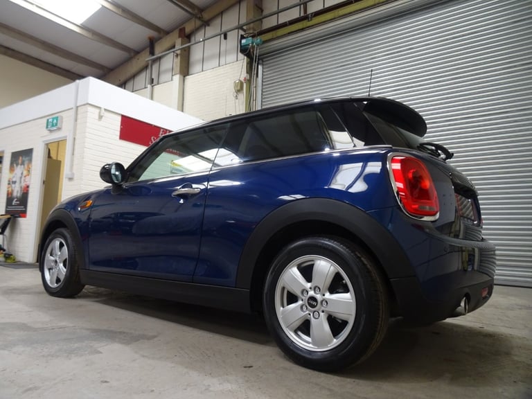 Mini Hatchback 1.5 Cooper 3dr Automatic *LOW MILEAGE*ONLY 16000 MILES FROM NEW*