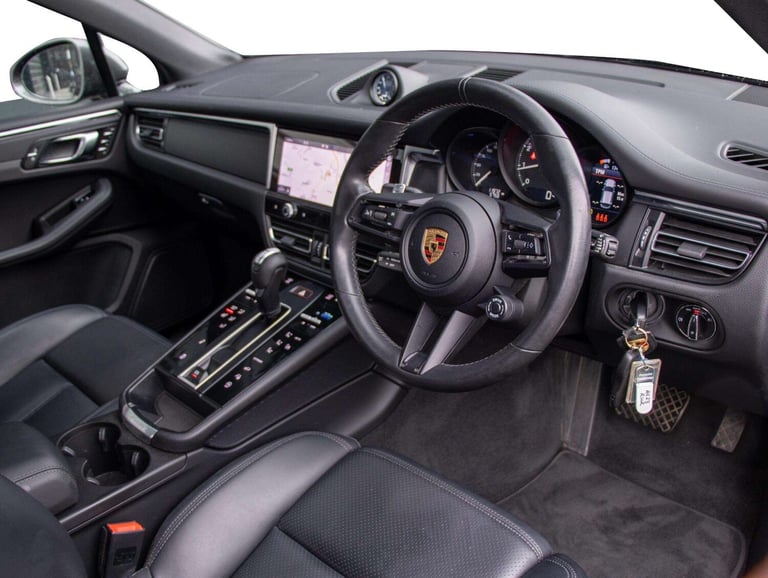 2023 Porsche Macan T 5dr PDK ESTATE PETROL Automatic