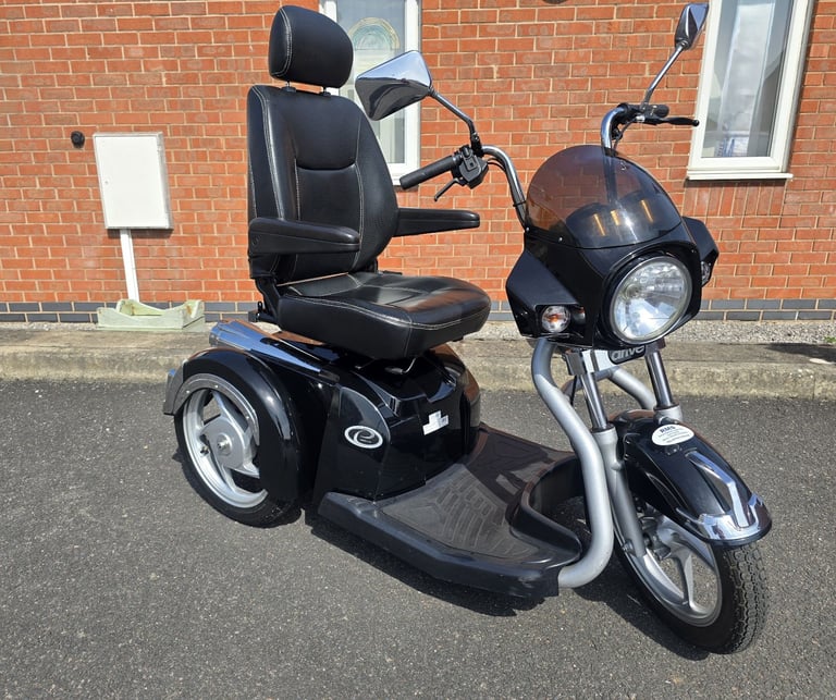 Mobility Scooter 4/8mph 3 Wheel, Drive Easy-Rider, Rd/Pave scooter