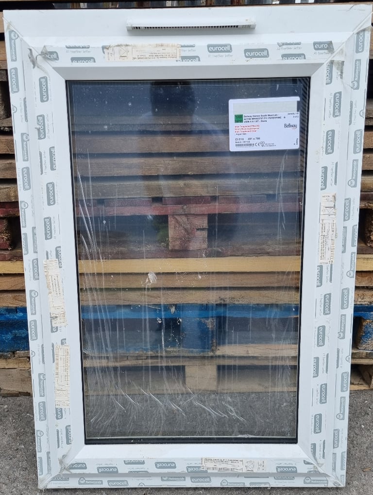 New UPVC Double Glazed White Window 675mm W x 985mm H Clear Glass