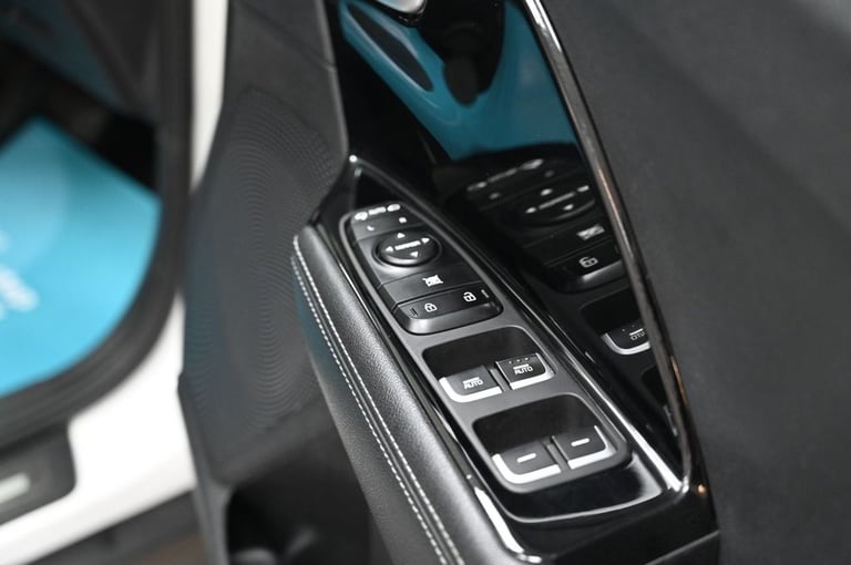 2018 Kia Niro 1.6 GDi PHEV 3 5dr DCT ESTATE PETROL/ELECTRIC Automatic