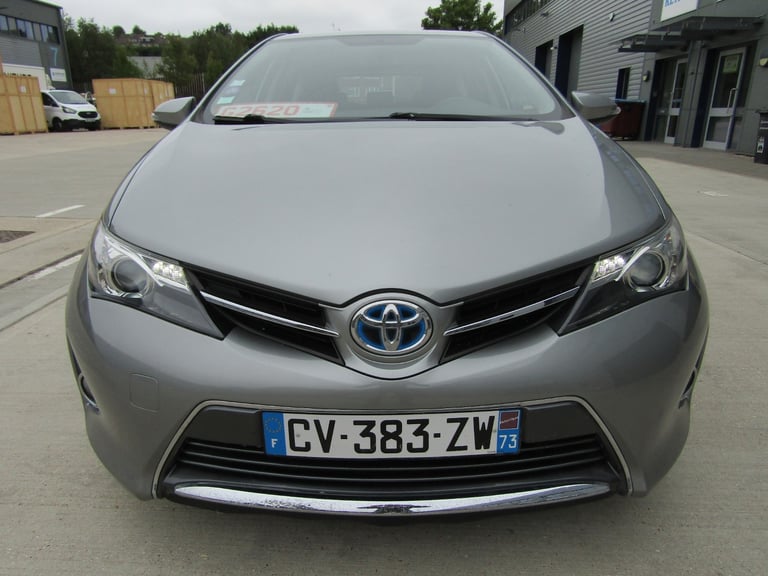 LEFT HAND DRIVE TOYOTA AURIS