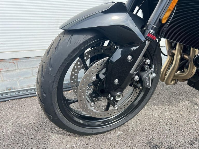 2025 Triumph Tiger Sport 660 STANDARD COLOUR Petrol black 6 Speed