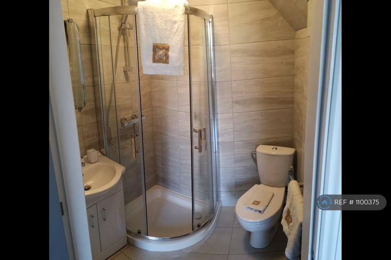 1 bedroom in Wesley Street, Wakefield, WF1 (#1100375)