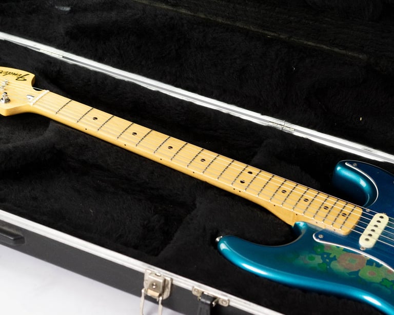 Fender MIJ Blue Flower Stratocaster 1993