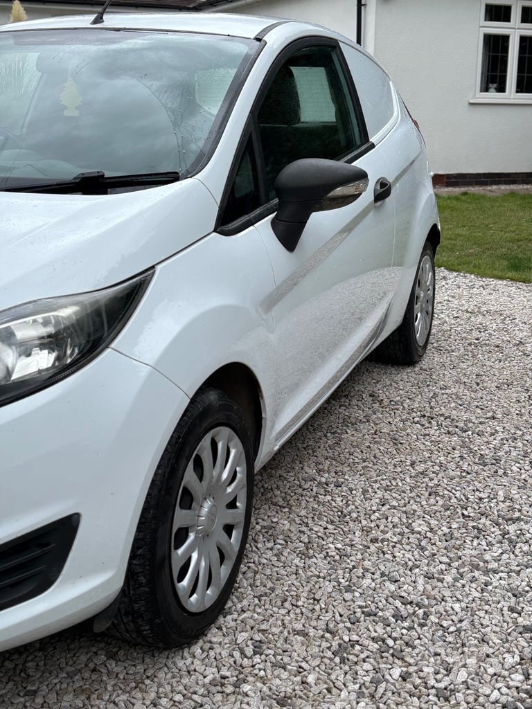 Ford FIESTA Van 2014 1.5