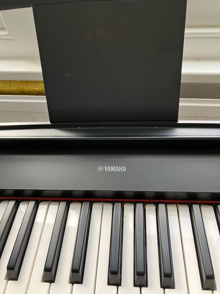 Yamaha NP-32 Electric Piano