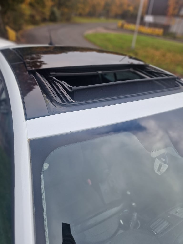 Renault, MEGANE, Hatchback, 2015, Manual, 1598 (cc), 5 doors