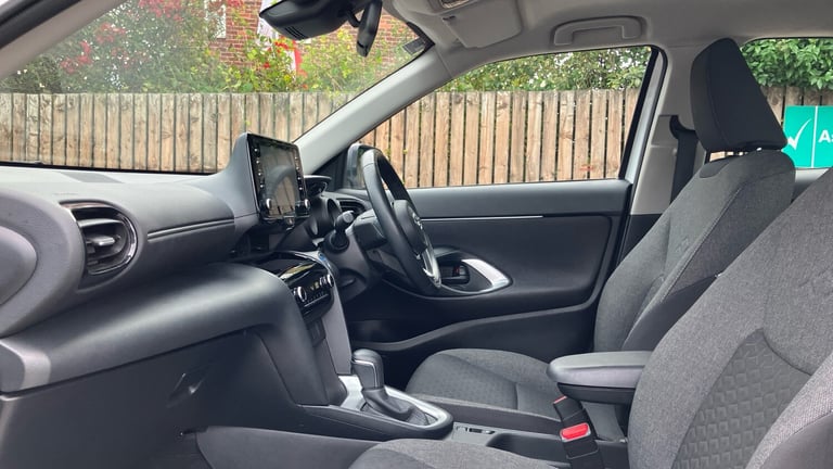 2023 Toyota Yaris Cross 1.5 Hybrid Icon 5dr CVT Hybrid Estate Estate Hybrid Automatic