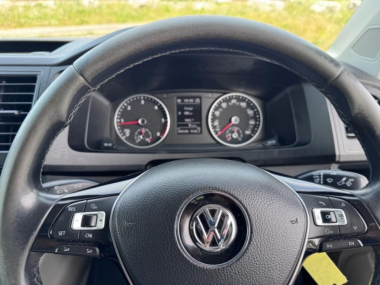 2018 VOLKSWAGEN TRANSPORTER T6 SPORTLINE 204BHP DSG. POP TOP. SOLAR.NO VAT