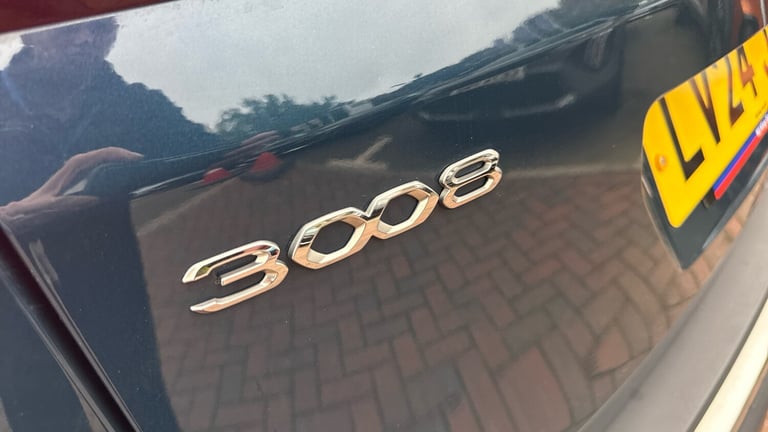 2024 Peugeot 3008 1.6 13.2kWh Allure Premium + SUV 5dr Petrol Plug-in Hybrid e-EAT Euro 6 (s/ SUV...