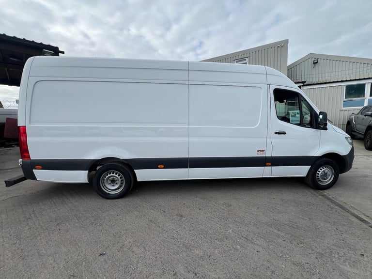 2021 Mercedes-Benz Sprinter 3.5t H2 Progressive Van PANEL VAN Diesel Manual