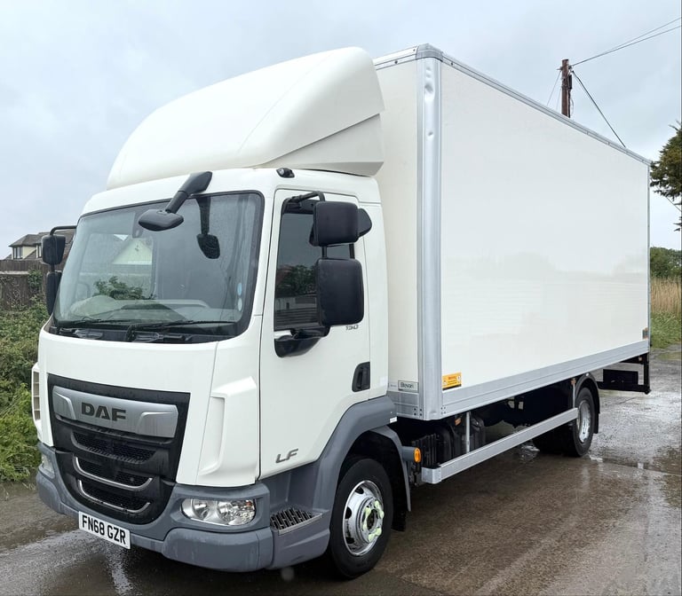 image for 2018 DAF LF45,150 GRP BOX VAN TAIL-LIFT 7.5 TON EURO-6 HORSEBOX 189,000 MILES