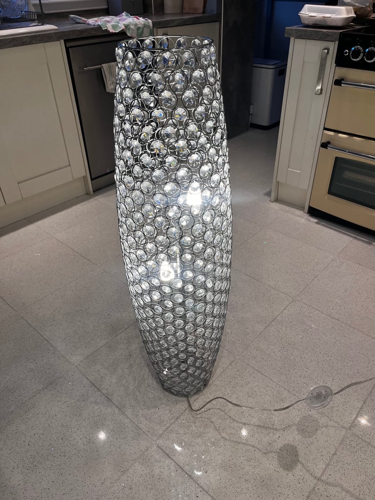 New large free standing light worth £95