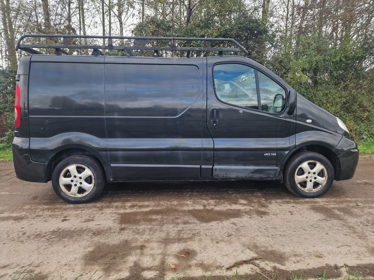 2011 Renault Trafic  Drives Perfect  5m MOT  SWB  Black  Ready to work