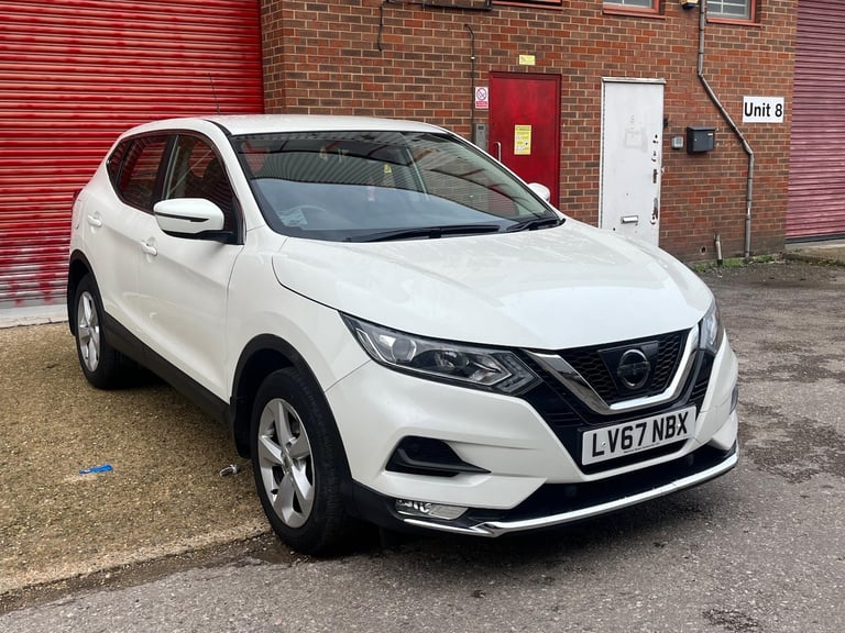 2017 Nissan Qashqai 1.2 DIG-T Acenta XTRON Euro 6 (s/s) 5dr HATCHBACK Petrol Automatic