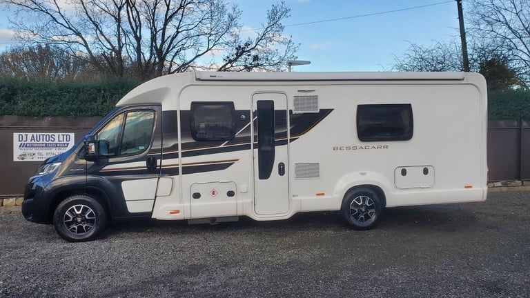 image for SWIFT BESSACARR 584 BLACK EDITION MOTORHOME 4 berth 4 belts- 1 f owner