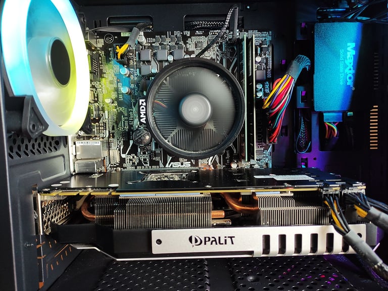 Ryzen 7 gaming PC. 8 cores/16 threads, GTX 980Ti, 16 GB RAM, SSD/HDD. 