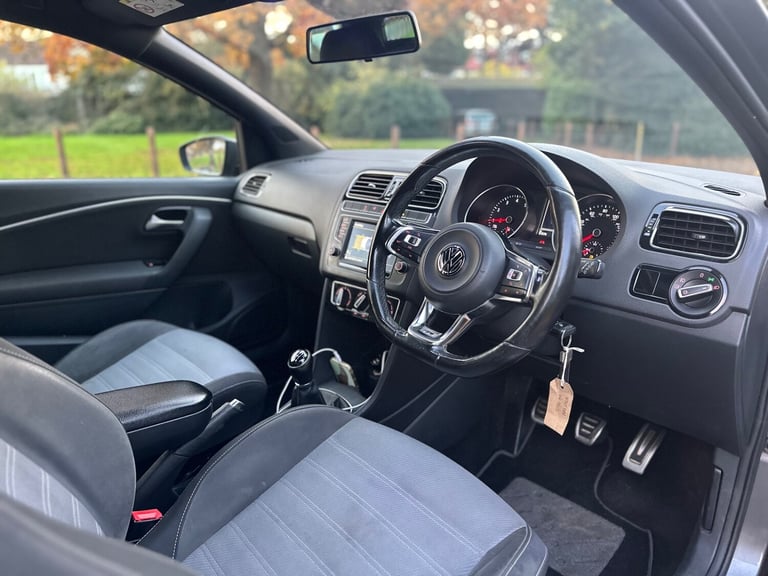 2016 Volkswagen Polo 1.0 110 R-Line 3dr HATCHBACK Petrol Manual