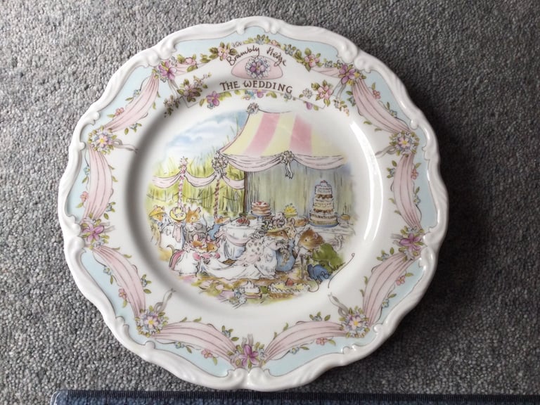 Royal Doulton Collector Plate- Brambly Hedge 'The Wedding