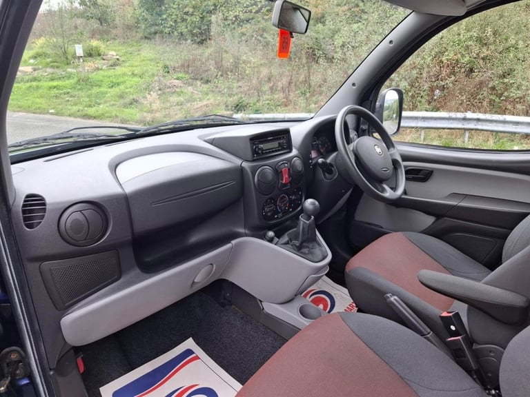 2009 Fiat Doblo 1.3 MultiJet 16v Active Estate 5dr Diesel Manual (145 g/km, 70 bhp) Estate Diesel...