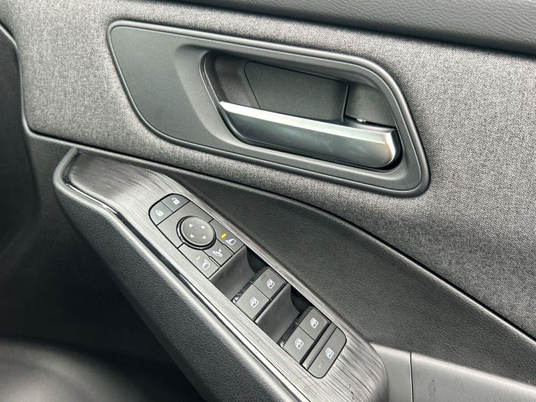 2025 Nissan Qashqai 1.3 DiG-T MH Acenta Premium 5dr HATCHBACK PETROL Manual