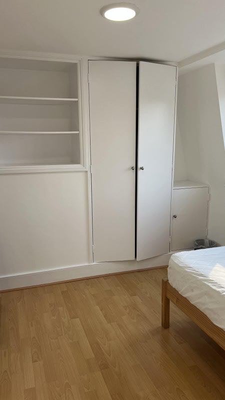 Room with single bed in Fulham