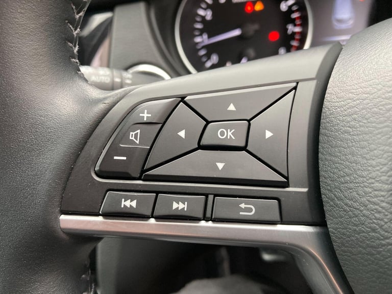  Nissan Qashqai 1.2 DIG-T N-Connecta SUV 5dr Petrol Manual Euro 6 (s/s) (115 ps) Petrol Manual