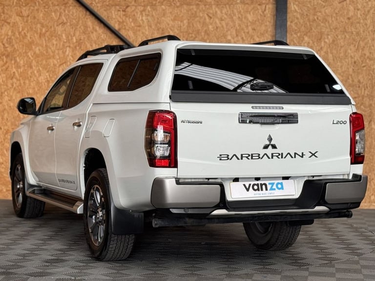 2020 Mitsubishi L200 2.2 DI-D DC Barbarian X Pickup Double Cab 4dr Diesel Auto 4WD Euro 6 (s/s)  ...