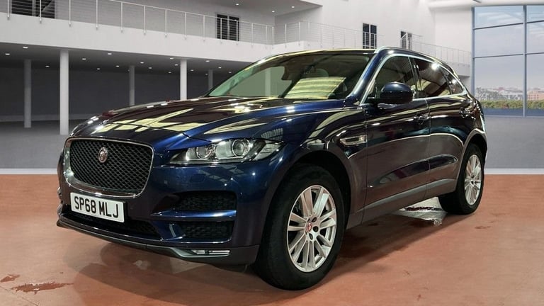 2018 Jaguar F-Pace 2.0d Portfolio 5dr Auto AWD ESTATE DIESEL Automatic