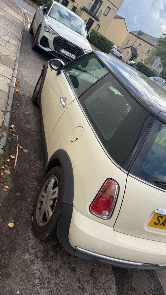 Mini, HATCHBACK, Hatchback, 2006, Manual, 1598 (cc), 3 doors