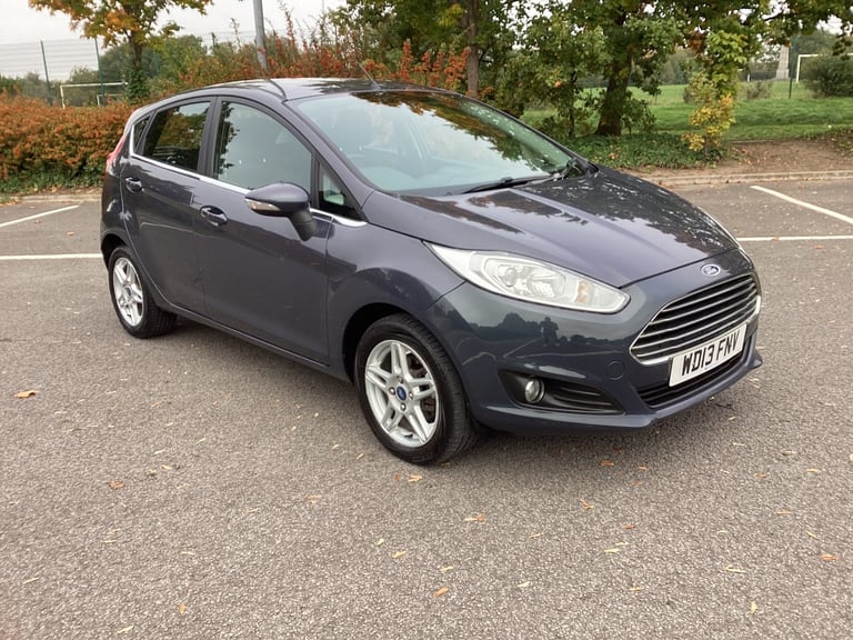 2013 Ford Fiesta 1.6 Zetec 5dr Powershift HATCHBACK Petrol Automatic