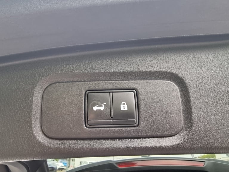 2021 Nissan Qashqai 1.3 DiG-T MH Tekna 5dr Hatchback Petrol Manual