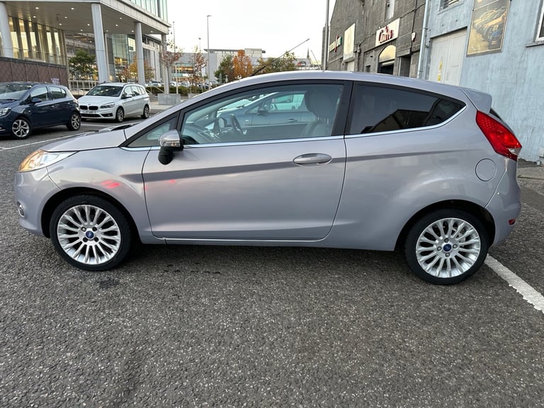 2011 Ford Fiesta 1.4 Titanium 3dr Auto HATCHBACK Petrol Automatic