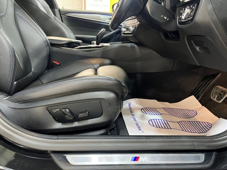2020 BMW 5 Series 2.0 520d MHT M Sport Saloon 4dr Diesel Hybrid Auto Euro 6 (s/s) (190 ps)CAT Sal...