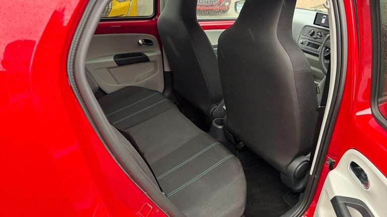  SEAT Mii 1.0 12v Design Mii Hatchback 5dr Petrol Manual Euro 6 (60 ps) Petrol Manual