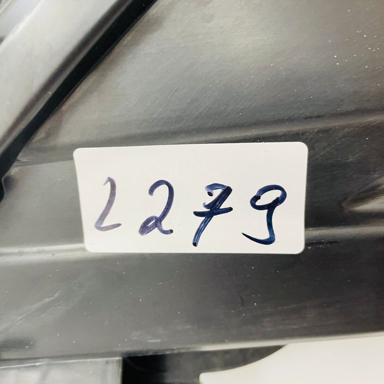 Tesla Model 3 Headlight Right Driver Side 2020 - 2024 [l279]