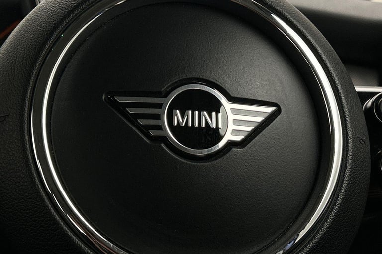 2019 MINI Hatch 5-Door Hatch Cooper S Exclusive HATCHBACK Petrol Automatic