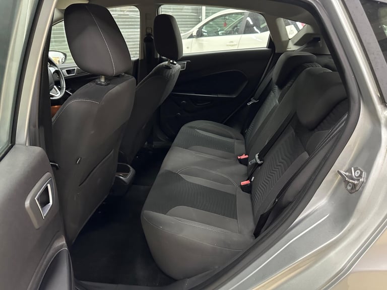 2016 Ford Fiesta 1.0 EcoBoost Zetec 5dr HATCHBACK Petrol Manual