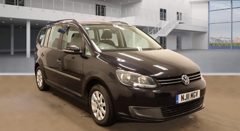 Volkswagen Touran 2011 1.2 petrol 7 seaters ulezfree