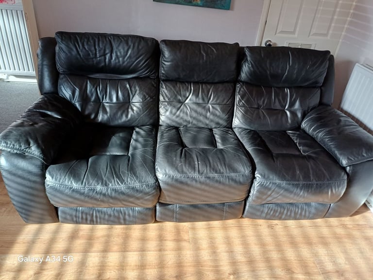BLACK 3 SEAT SOFA ( WITH RECLINERS)