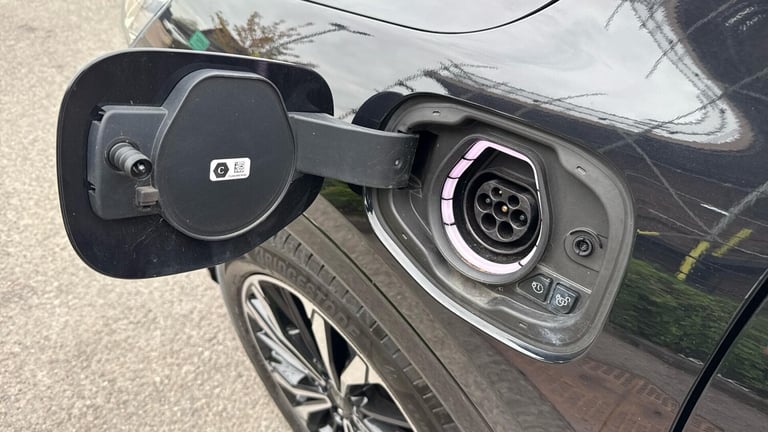  Ford Kuga 2.5 Duratec 14.4kWh ST-Line X Edition SUV 5dr Petrol Plug-in Hybrid CVT Eur Petrol/Ele...