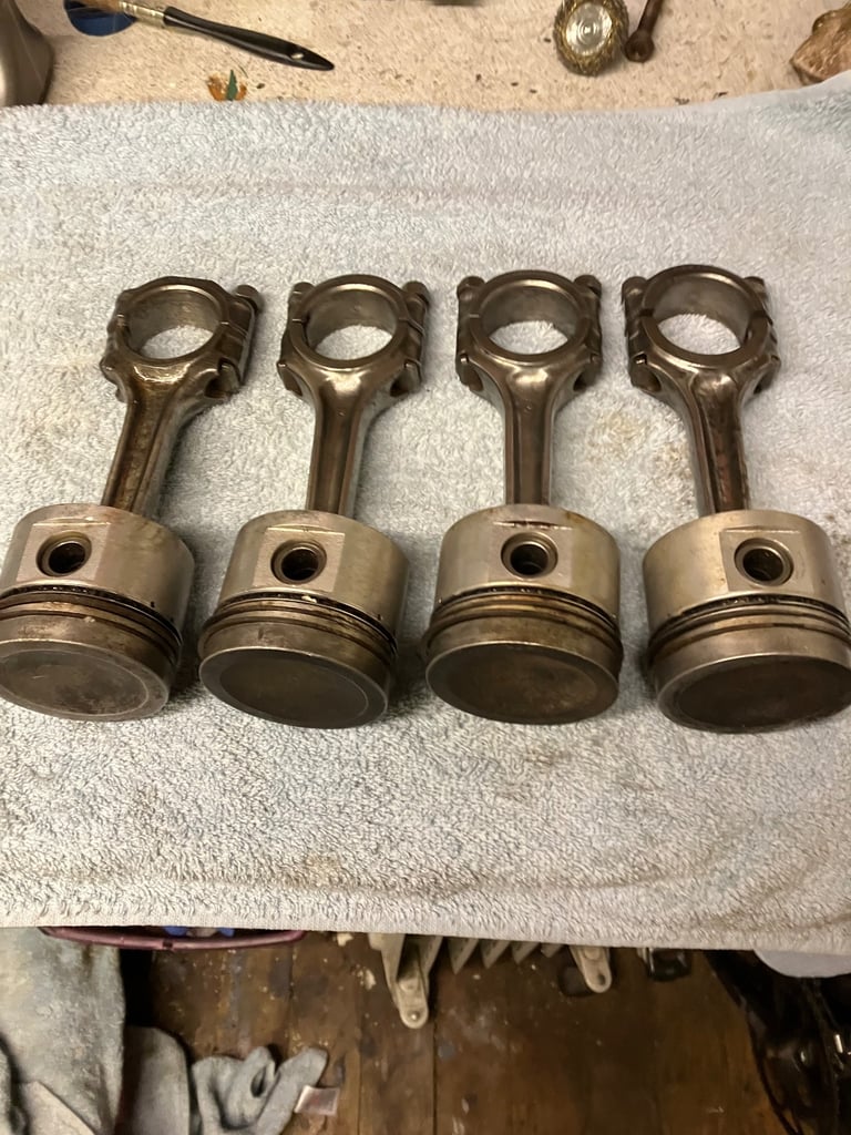 image for 970s conrods 