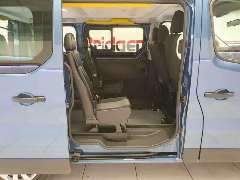 2021 Renault Trafic 2.0 dCi ENERGY SL28 Business 7 Seats 5dr MPV Diesel Manual