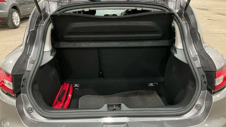 2015 Renault Clio 1.5 dCi Dynamique S Nav Auto Euro 6 5dr HATCHBACK Diesel Automatic