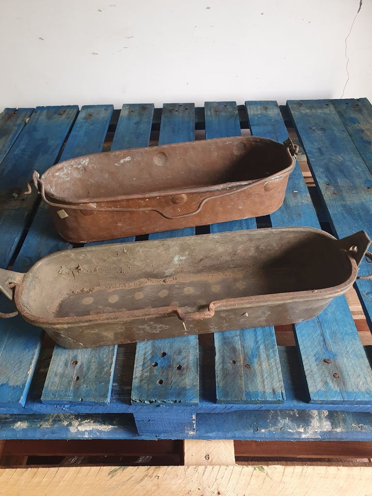 Antique copper fish kettle's French 